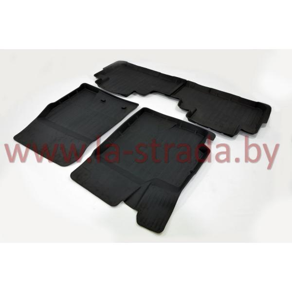 Комплект резиновых автомобильных ковриков TOYOTA HIGHLANDER 2008-2010