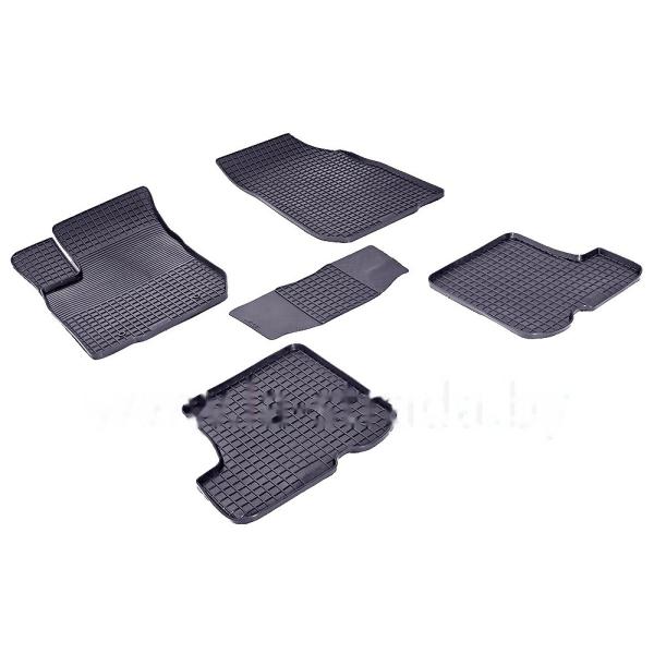 Комплект резиновых автомобильных ковриков RENAULT SANDERO 2008-2014