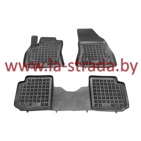 Комплект резиновых автомобильных ковриков FIAT 500L 2015-