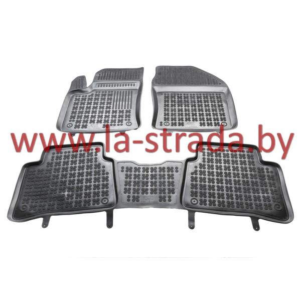 Комплект резиновых автомобильных ковриков TOYOTA PRIUS V 2012-2015