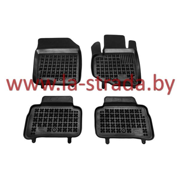 Комплект резиновых автомобильных ковриков SUZUKI VITARA 2015-