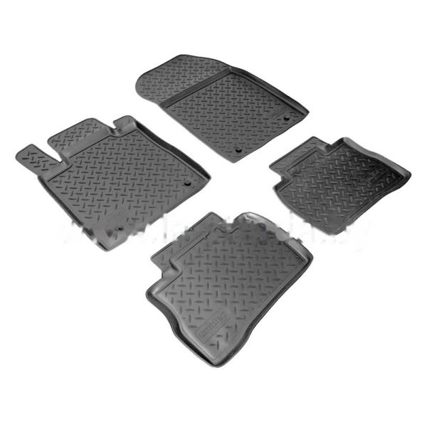 Комплект резиновых автомобильных ковриков SUZUKI KIZASHI 2009-