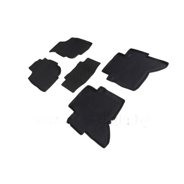 Комплект резиновых автомобильных ковриков TOYOTA HILUX 2012-2015